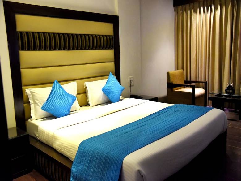 Oyo 3537 Hotel Landmark