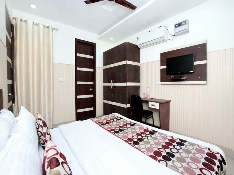 Oyo 3390 Hotel Imperial