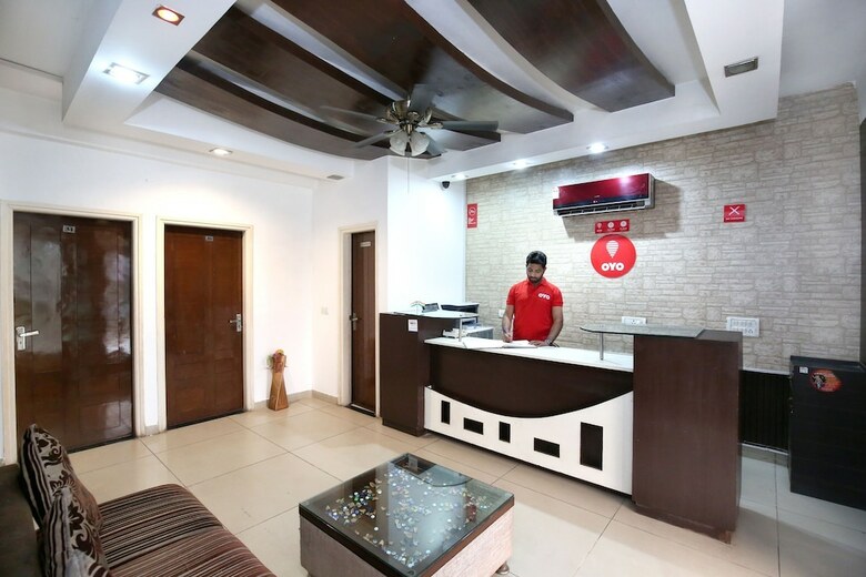 Oyo 9631 Hotel Oak
