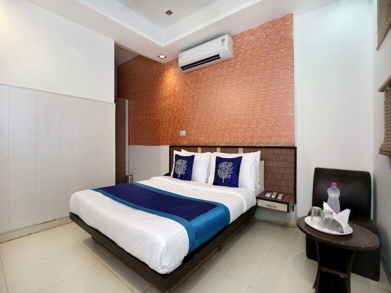 Oyo 9631 Hotel Oak