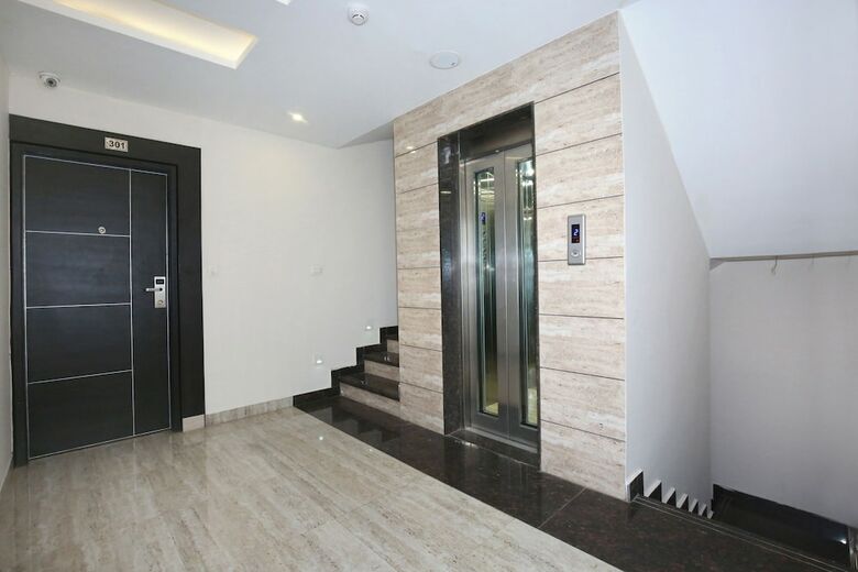 Hotel Oyo 8277 Tricity Relax Inn