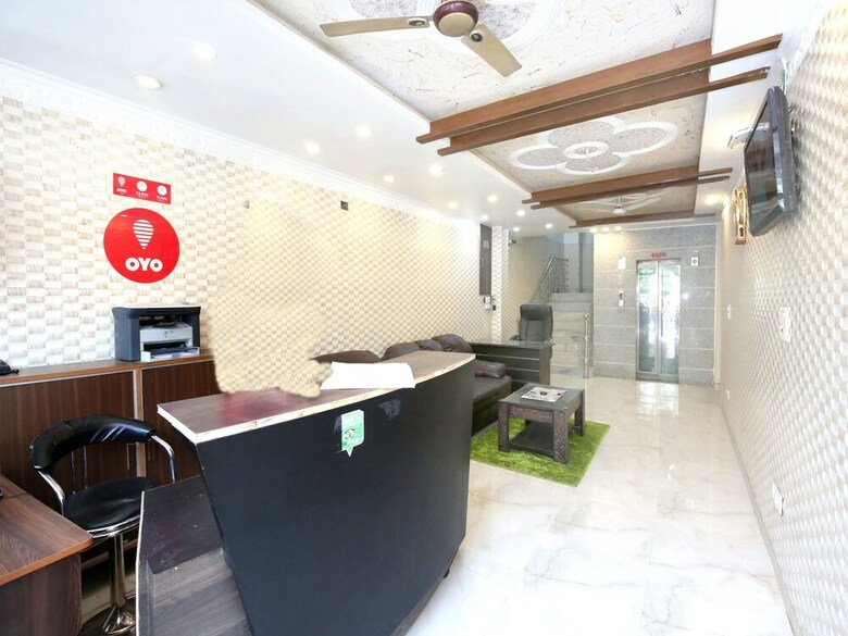 Hotel Oyo 9634 Sector 42