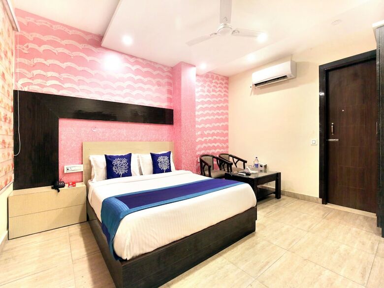 Hotel Oyo 9634 Sector 42