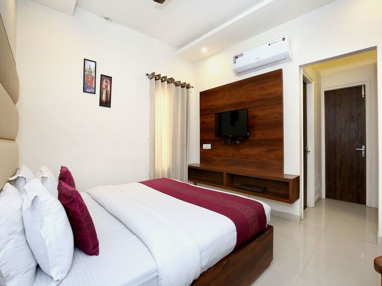 Oyo 8954 Hotel Joy
