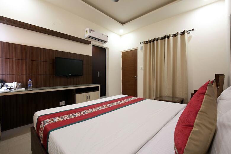 Oyo 8954 Hotel Joy