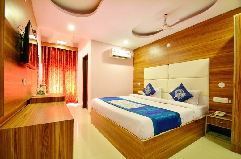 Oyo 8622 Hotel Grand Inn