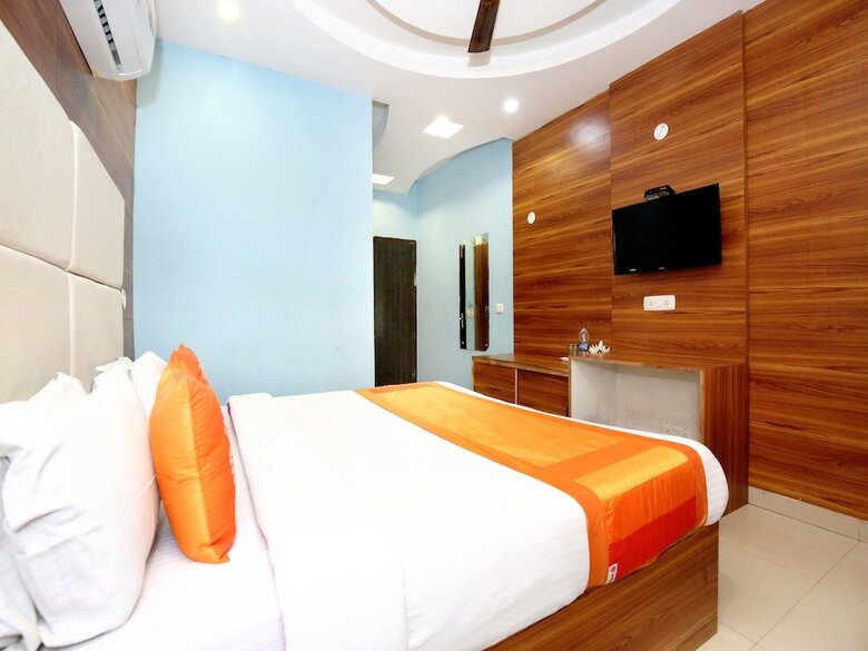 Oyo 8622 Hotel Grand Inn
