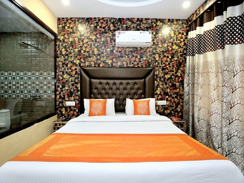 Oyo 8622 Hotel Grand Inn