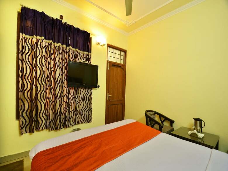 Hotel Oyo 8073 Grand Residency