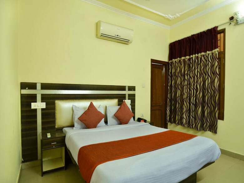 Hotel Oyo 8073 Grand Residency