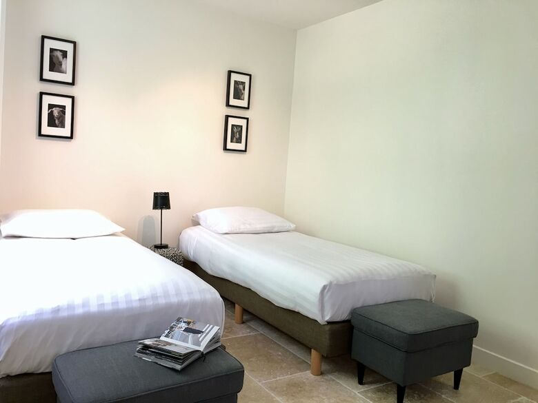 Villa 111