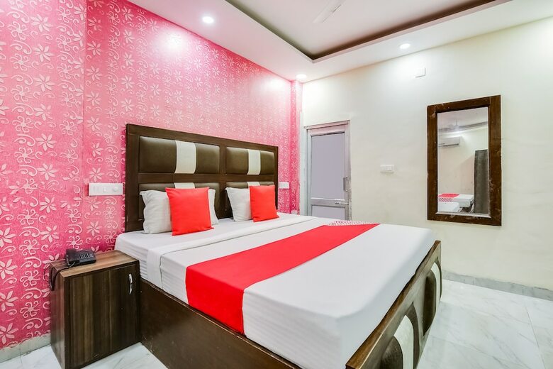 Oyo 9040 Hotel Alpine