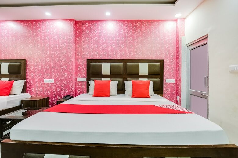 Oyo 9040 Hotel Alpine