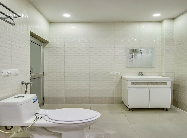 Oyo 9040 Hotel Alpine