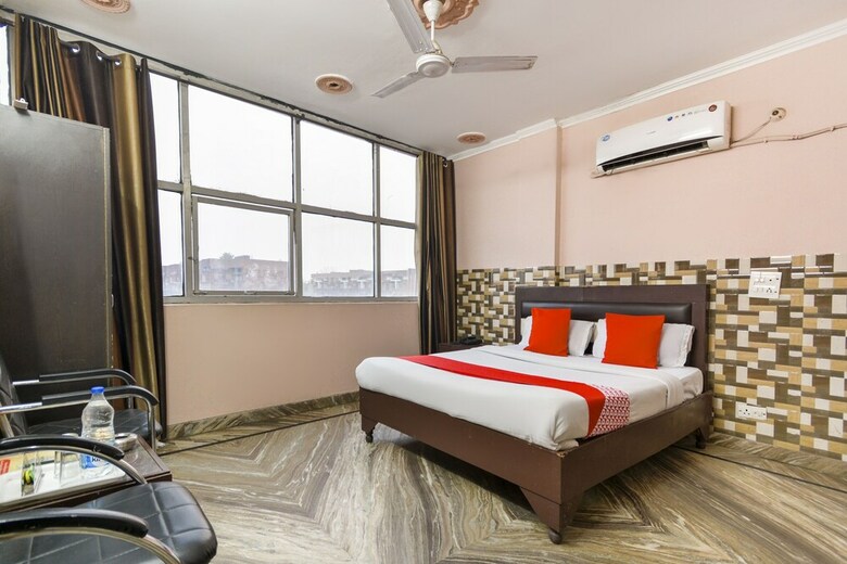 Oyo 9740 Hotel Him Sagar