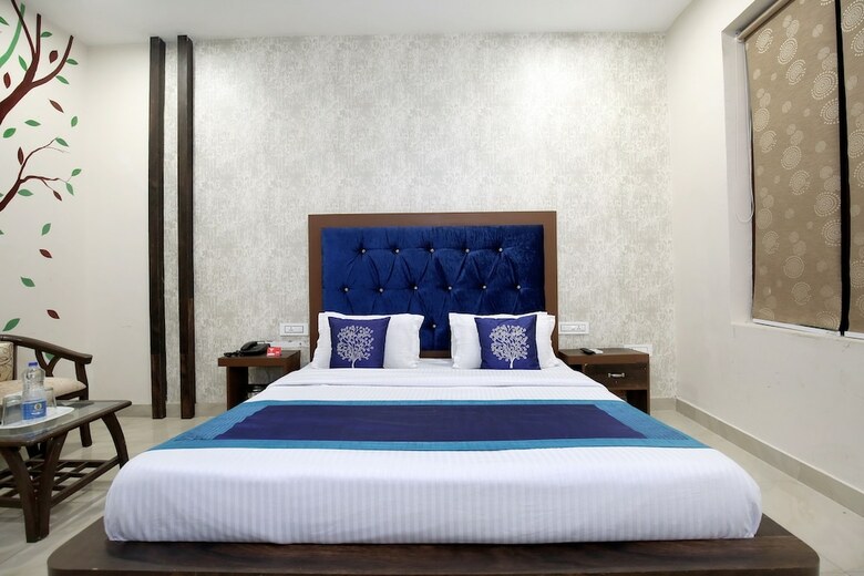 Oyo 10070 Hotel Satkar Regency