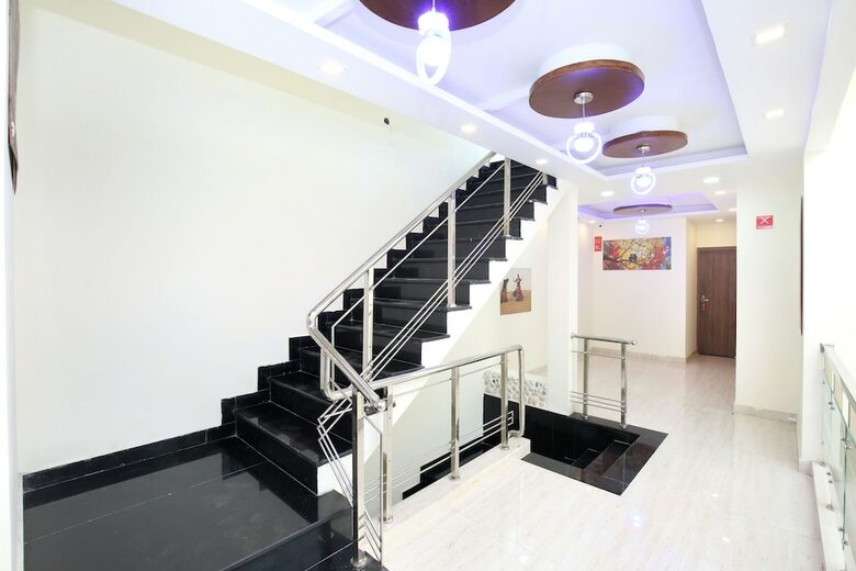 Oyo 322 Hotel Royal