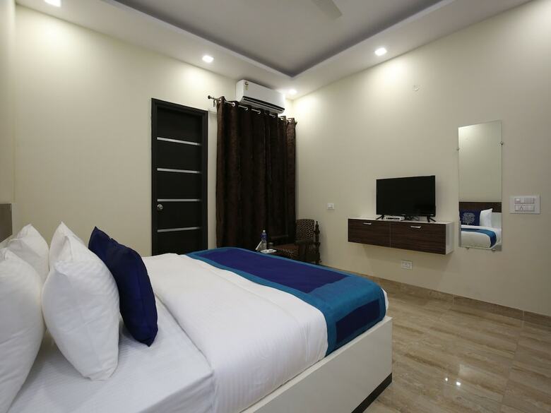 Hotel Oyo 9940 Shashank Villa