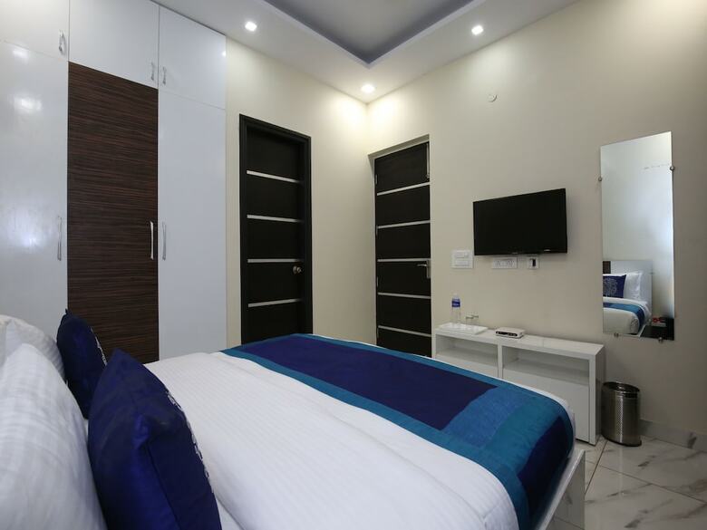 Hotel Oyo 9940 Shashank Villa