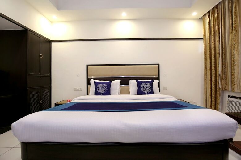 Oyo 10144 Hotel Southend