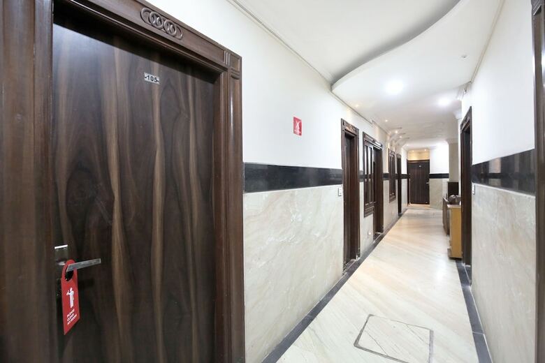 Oyo 10386 Hotel Jimmy
