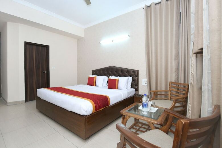 Oyo 10386 Hotel Jimmy