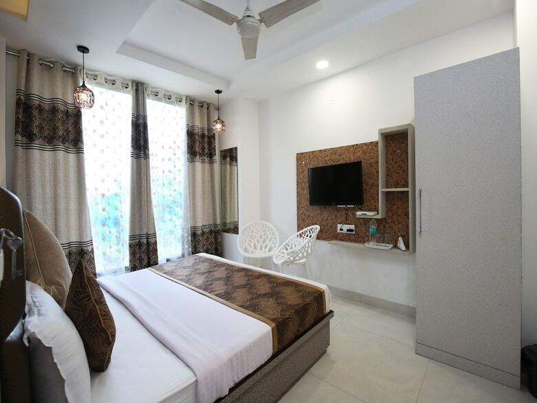 Hotel Oyo 9732 Nayagaon