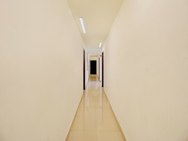 Hotel Oyo 10744 Grand Marena