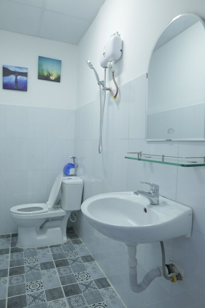 Hostal L'amour Villa - Hostel