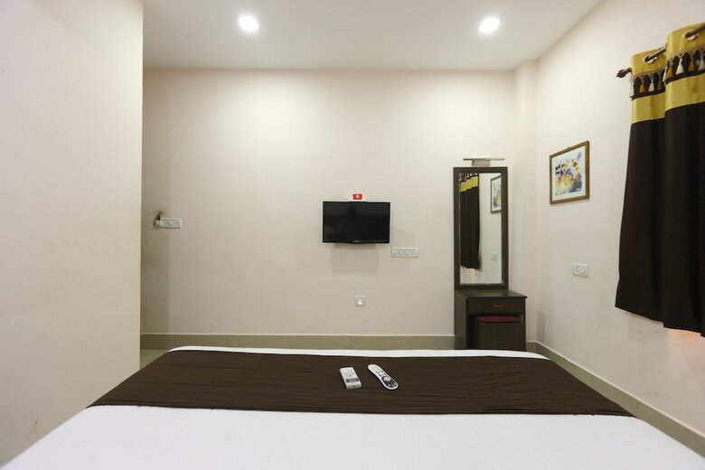 Hotel Oyo 1246 Raaj Residency