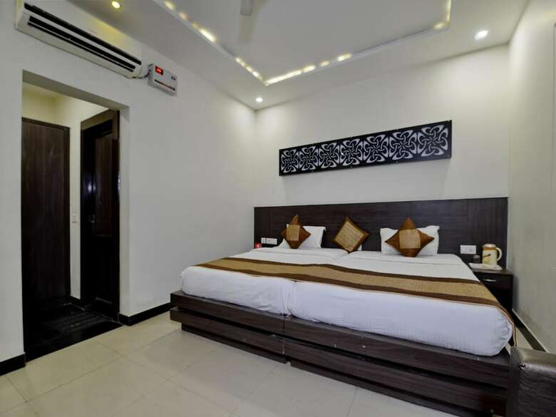 Hotel Oyo 9590 P S Villa