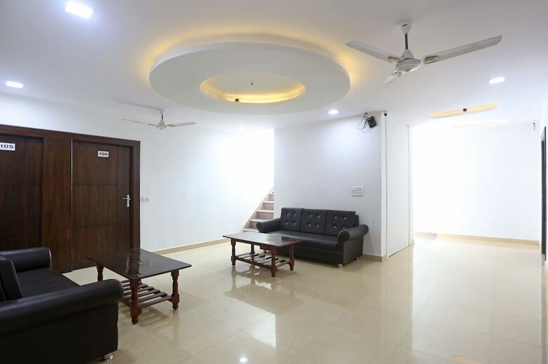 Oyo 6388 Hotel Nr Inn