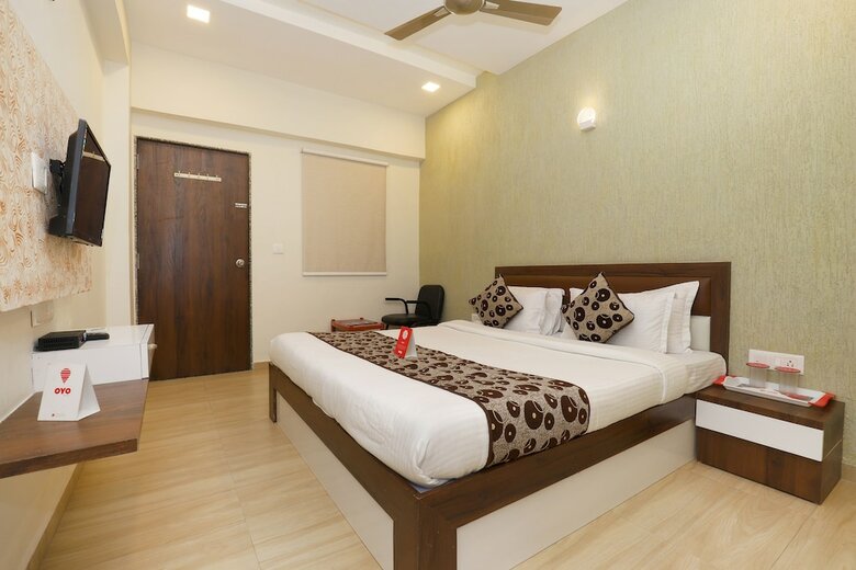 Oyo 6862 Hotel Progressive Inn