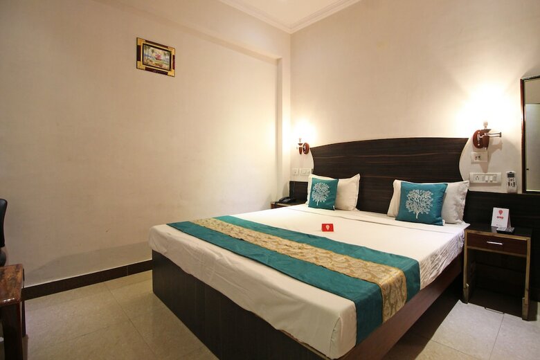 Oyo 5539 Merit Hotel