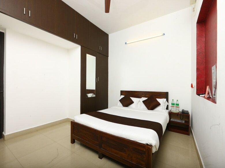 Hotel Oyo 5448 Phoenix Hospitality Apartments