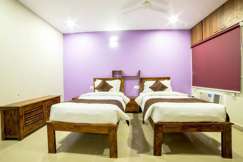 Hotel Oyo 6375 Perungudi