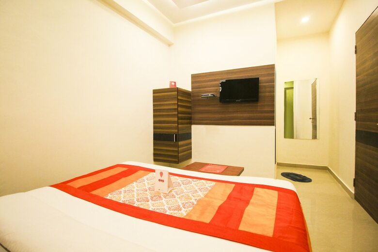 Oyo 6752 Hotel Apollo