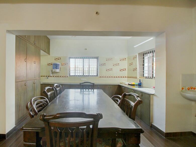 Hotel Oyo 8282 Heritage Residency