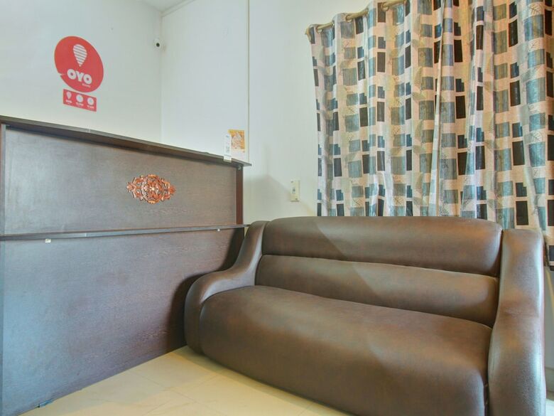 Hotel Oyo 8282 Heritage Residency
