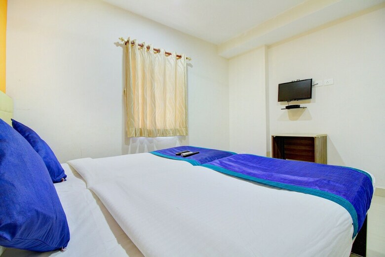 Hotel Oyo 8679 Akash Park