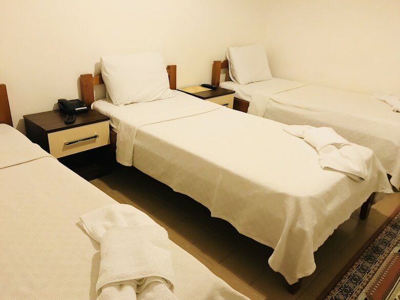 Hotel Cam Otel
