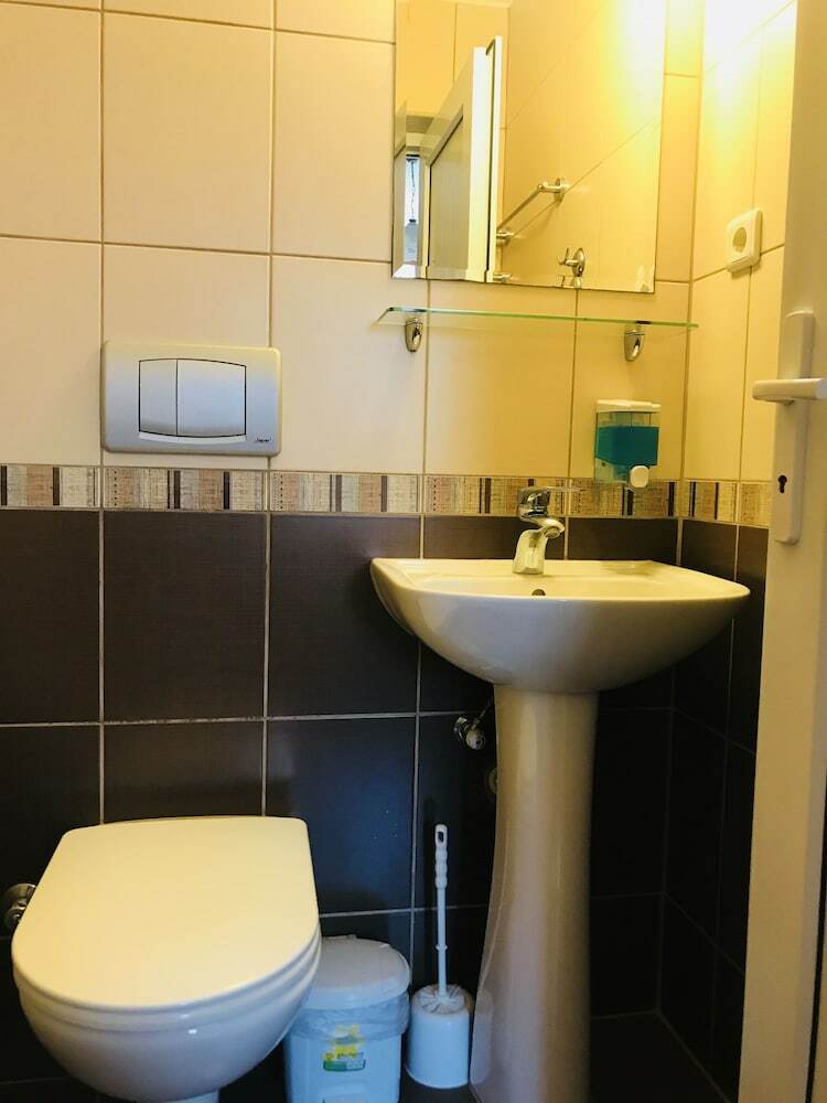 Hotel Cam Otel