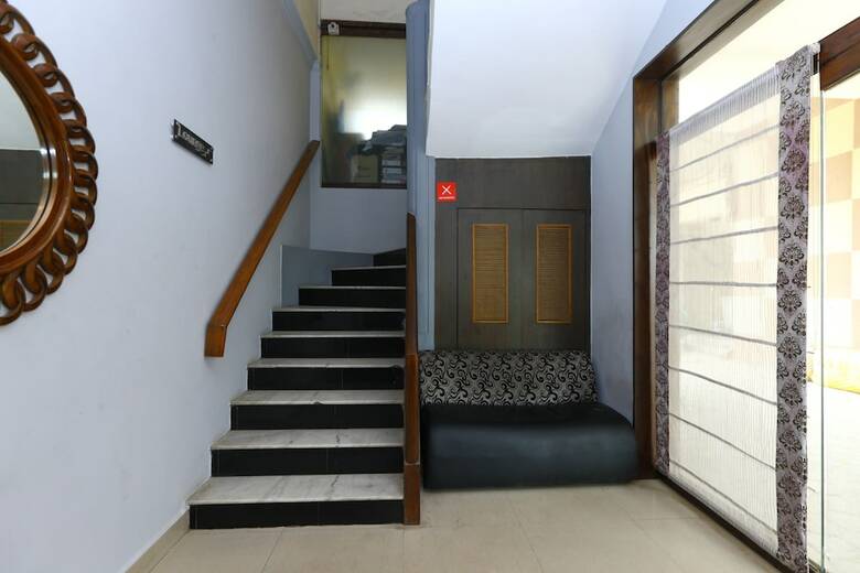 Hotel Oyo Flagship 470 Near Us Consulate