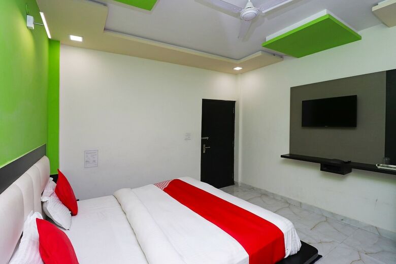 Hotel Aaradhya Residency