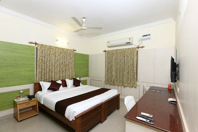 Hotel Oyo 8355 Tranquil Nest