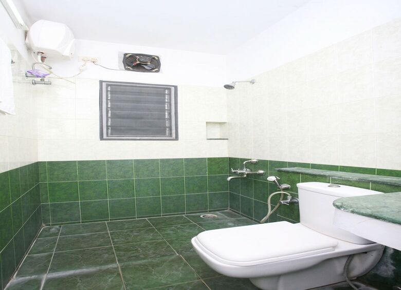 Hotel Oyo 10120 Felicity Inn Guindy