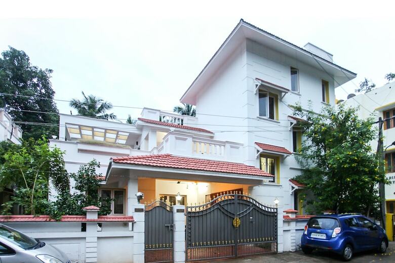 Hotel Oyo 10120 Felicity Inn Guindy
