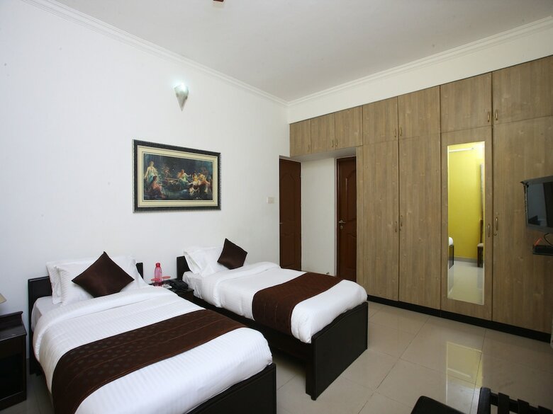 Hotel Oyo 10120 Felicity Inn Guindy