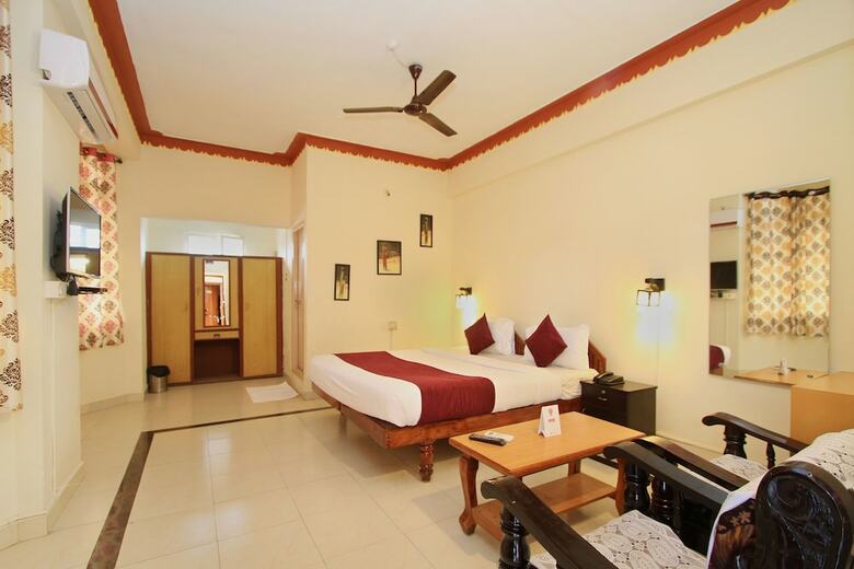 Oyo 9630 Hotel Maharaja