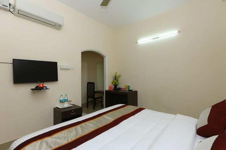Oyo 10106 Hotel Nlbr